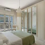 Casa Elena *